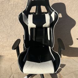 S Racer gaming chair