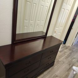 Dresser W/ Mirror $80 
