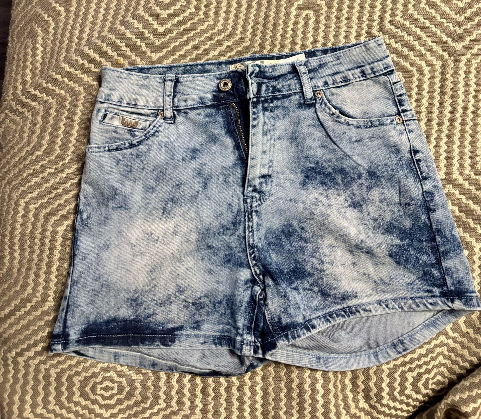 Woman’s Cyclon Jean Shorts Sz.XL
