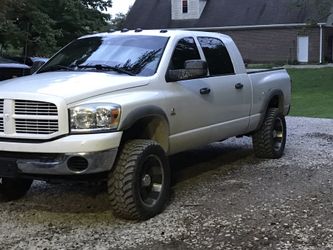 Mega cab