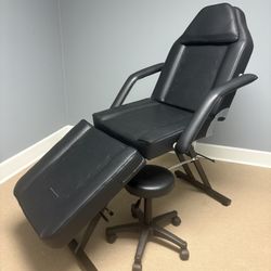 Client Chair & Stool 