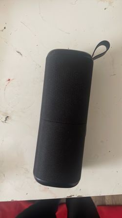 Black Portable Bluetooth Speaker