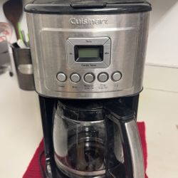 Cuisinart DCC-3200P1 PerfecTemp Programmable Coffee Maker - Multicolor