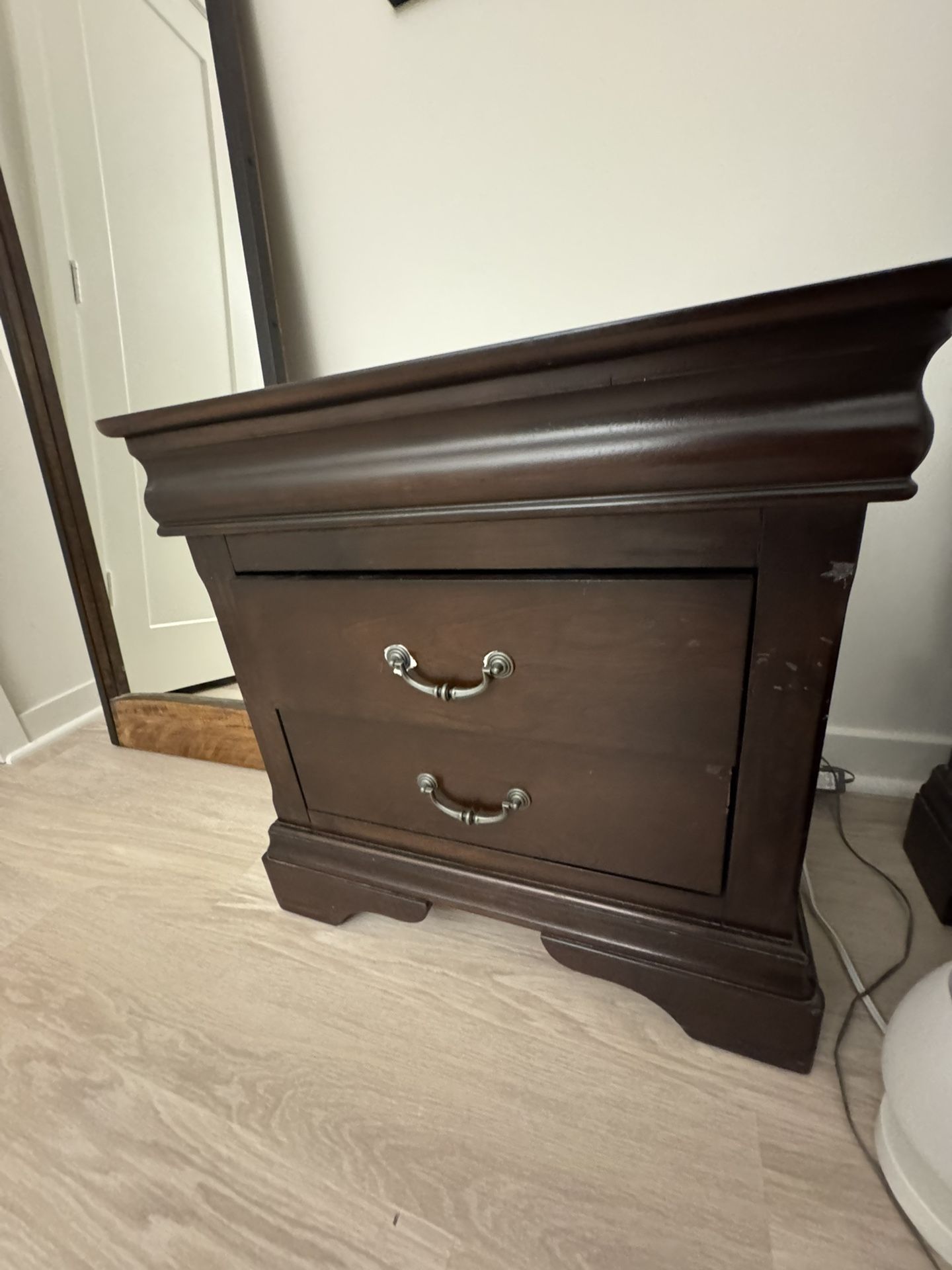 Raymour & Flanigan Night Stand