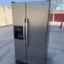 WHIRLPOOL REFRIGERATOR 