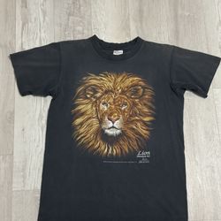 Vintage 90’s Lion Tee Size (M)