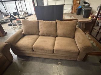 Couch set
