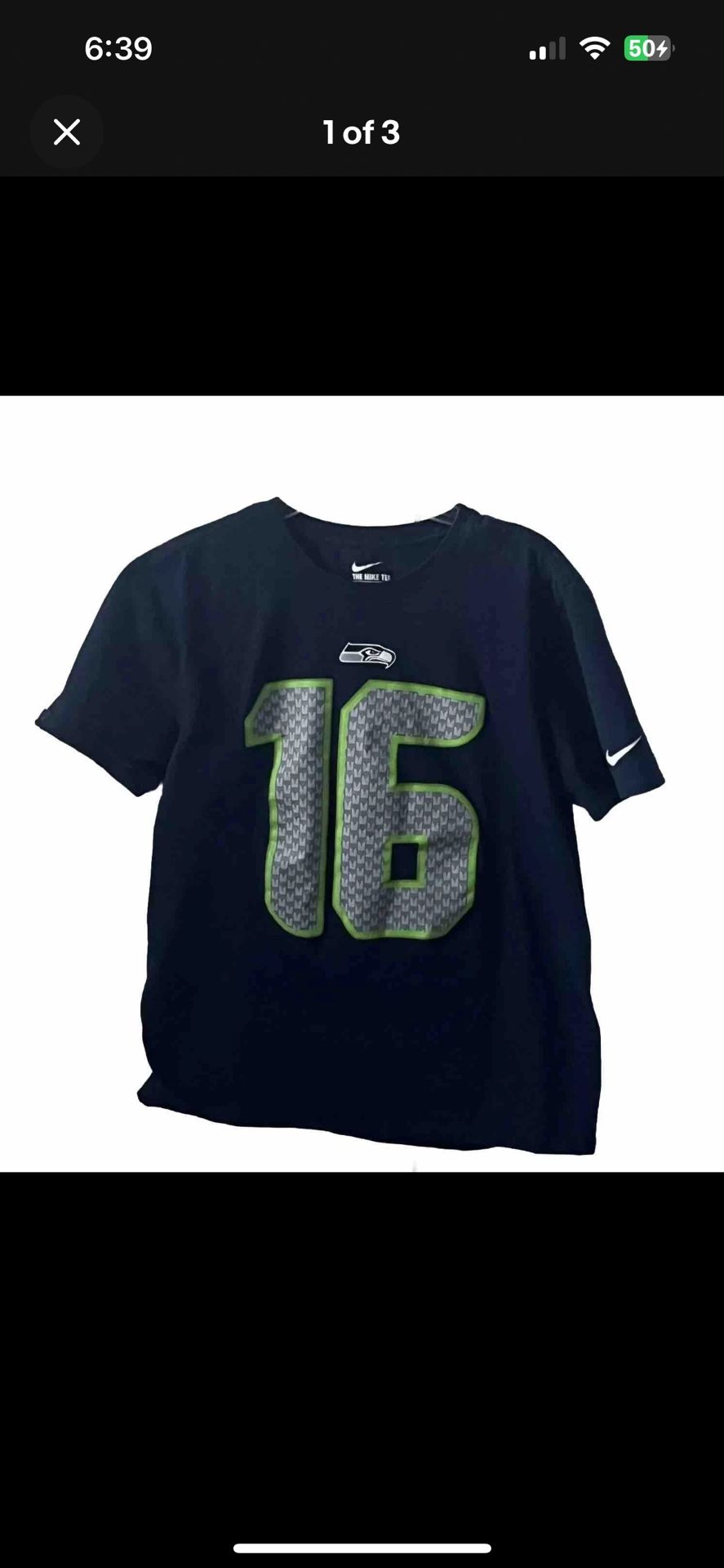 TYLER LOCKETT SEATLE SEAHAWKS Shirt / Jersey - Youth Size Medium .
