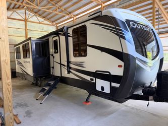 2020 Keystone Outback 34BH