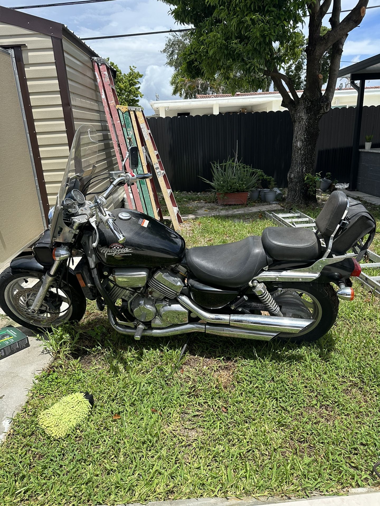 2004 Honda Magna for Sale in Miami, FL - OfferUp