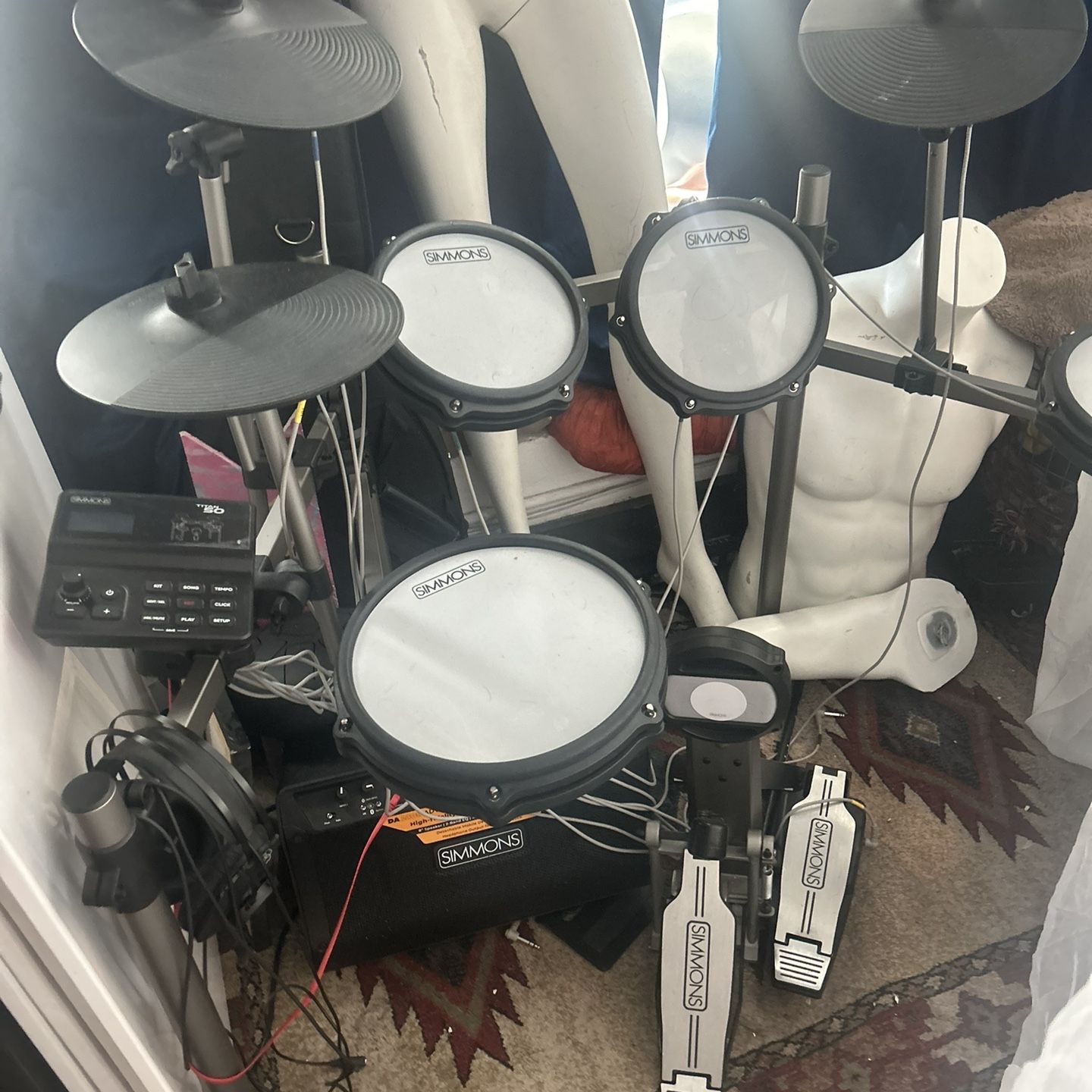 Simmons Drum Set 