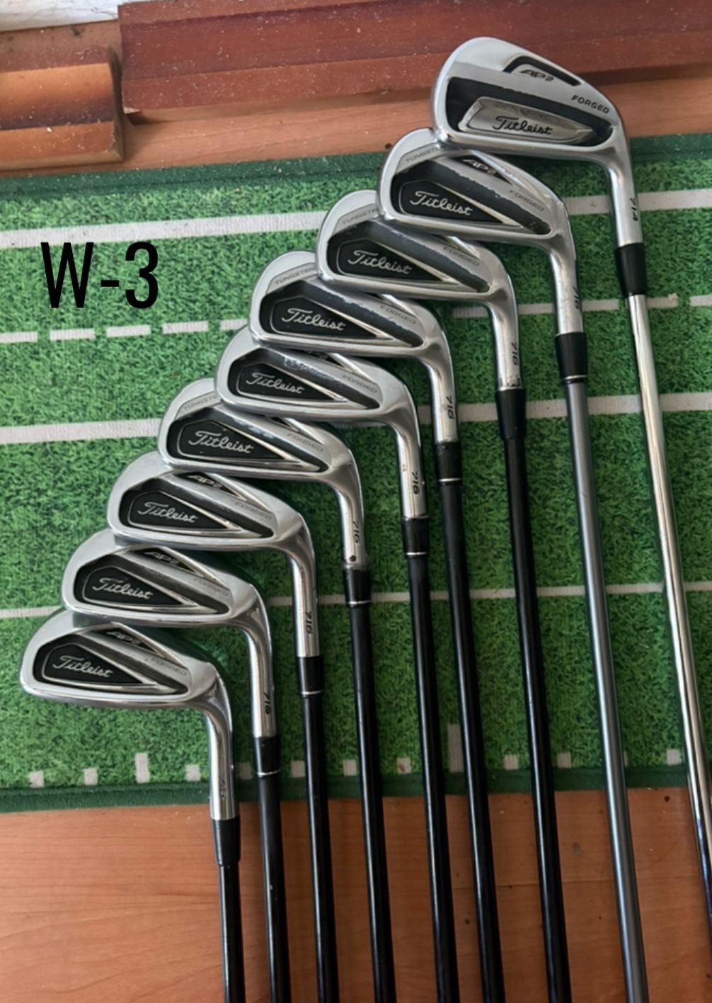 Titleist Ap2 716 Forged W-4 iron and Ap2 714 Forged 3 Iron