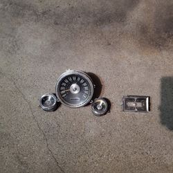 59/ 60 Impala Gauges Speedo Deal Original S