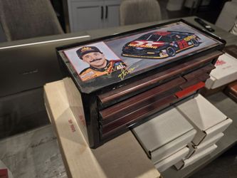 Mac Tools Legends of Racing mini tool box #28 Ernie Irvin