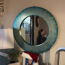 Pier 1 Imports Round Mirror 