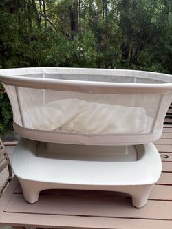 4 moms Baby Bassinet