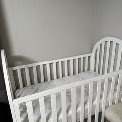 Baby crib