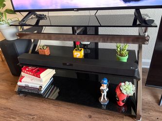 50” LG TV & Stand (w/backlights)