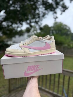 Men’s 14 Travis Scott Jordan 1 low “shy pink”