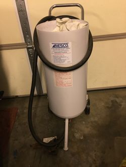 Nesco 10 Gallon Sand Blast Cabinet