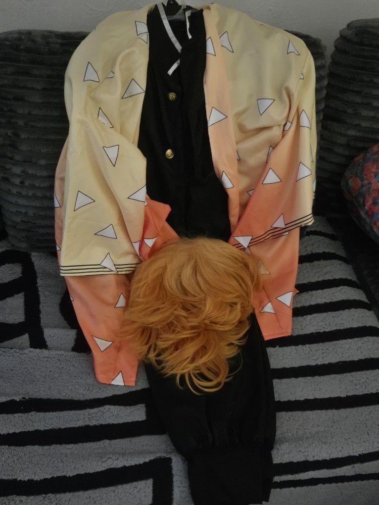 Zenitsu Cosplay