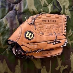 Wilson Pro staff Sweet Spot Leather Fielders Glove RH