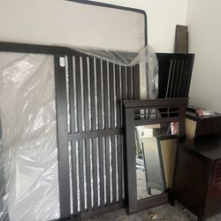 3-Piece Queen Bedroom Set