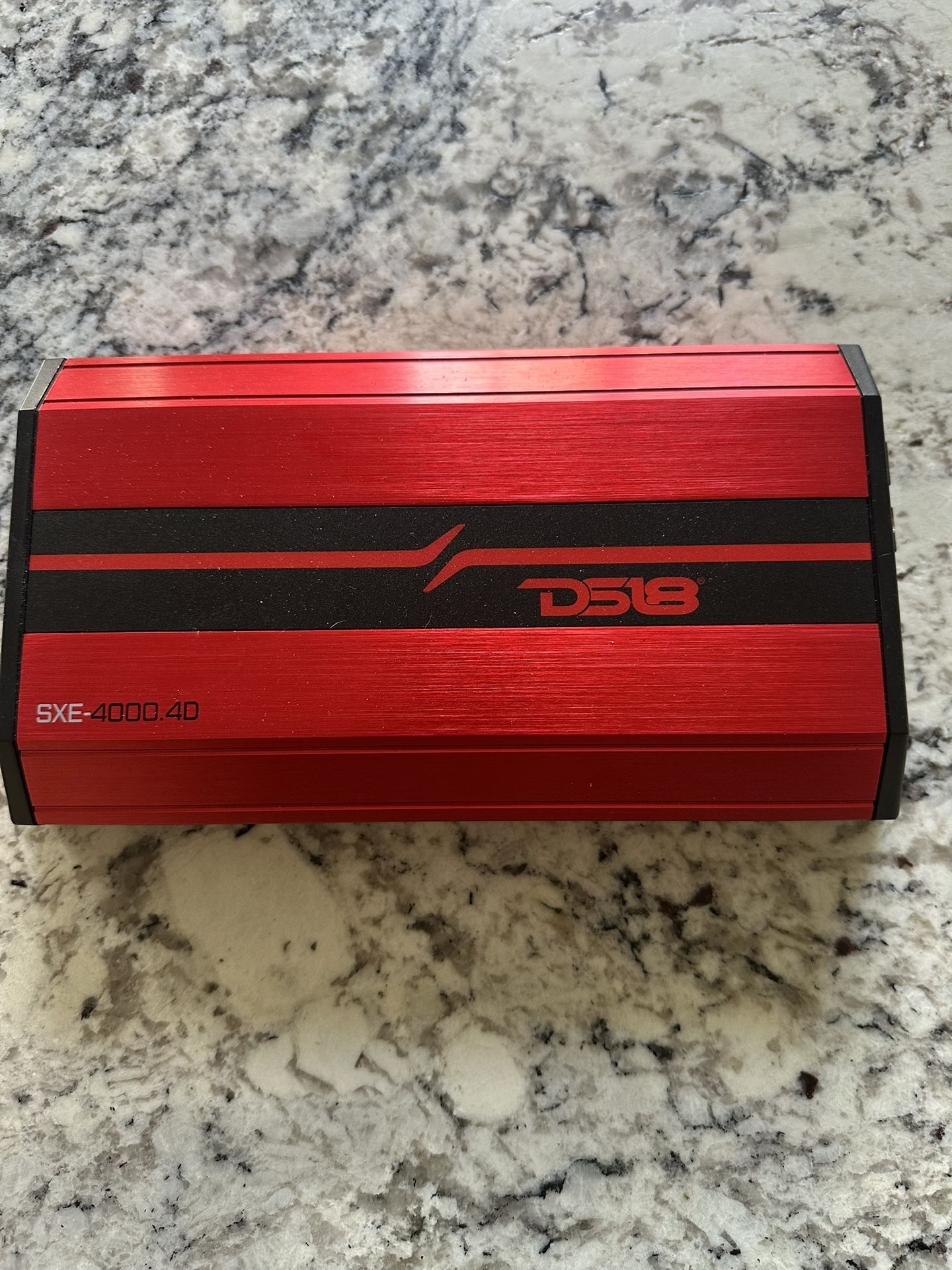 Ds-18 Amp One Month Old