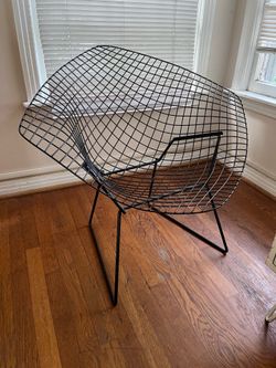 Bertoia black diamond chair