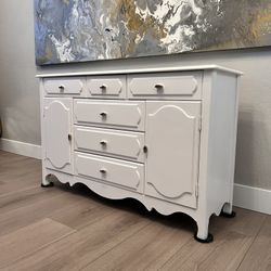 52” Wide Solid Wood Pure White Dresser w/ 6 Dovetail Drawers & 2 Cabinets w/ Shelves & Silver Knobs