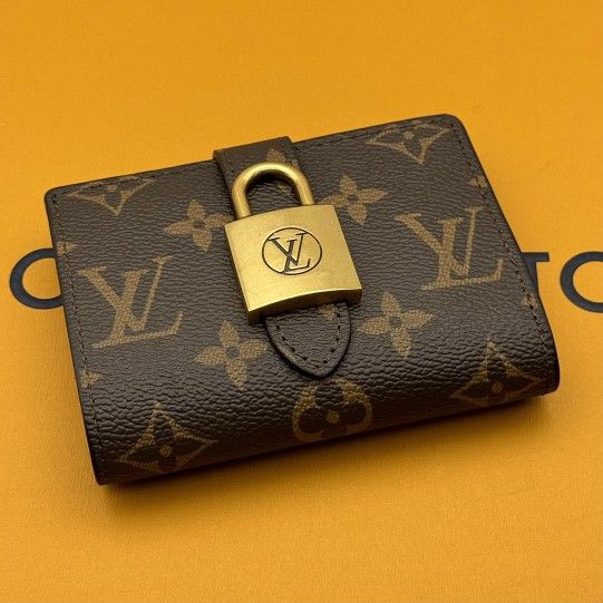 Louis Vuitton Accessories