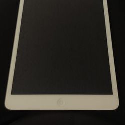  Apple iPad Mini 2 - Silver (Used)