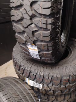 New set of tires 37 1250 17 Lt