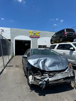 PARTS OUT PARTES 2020 2024 TOYOTA COROLLA ENGINE MOTOR TRANSMISSION DOORS REAR BUMPER TRUNKLID SUSPENSIONS SEATS