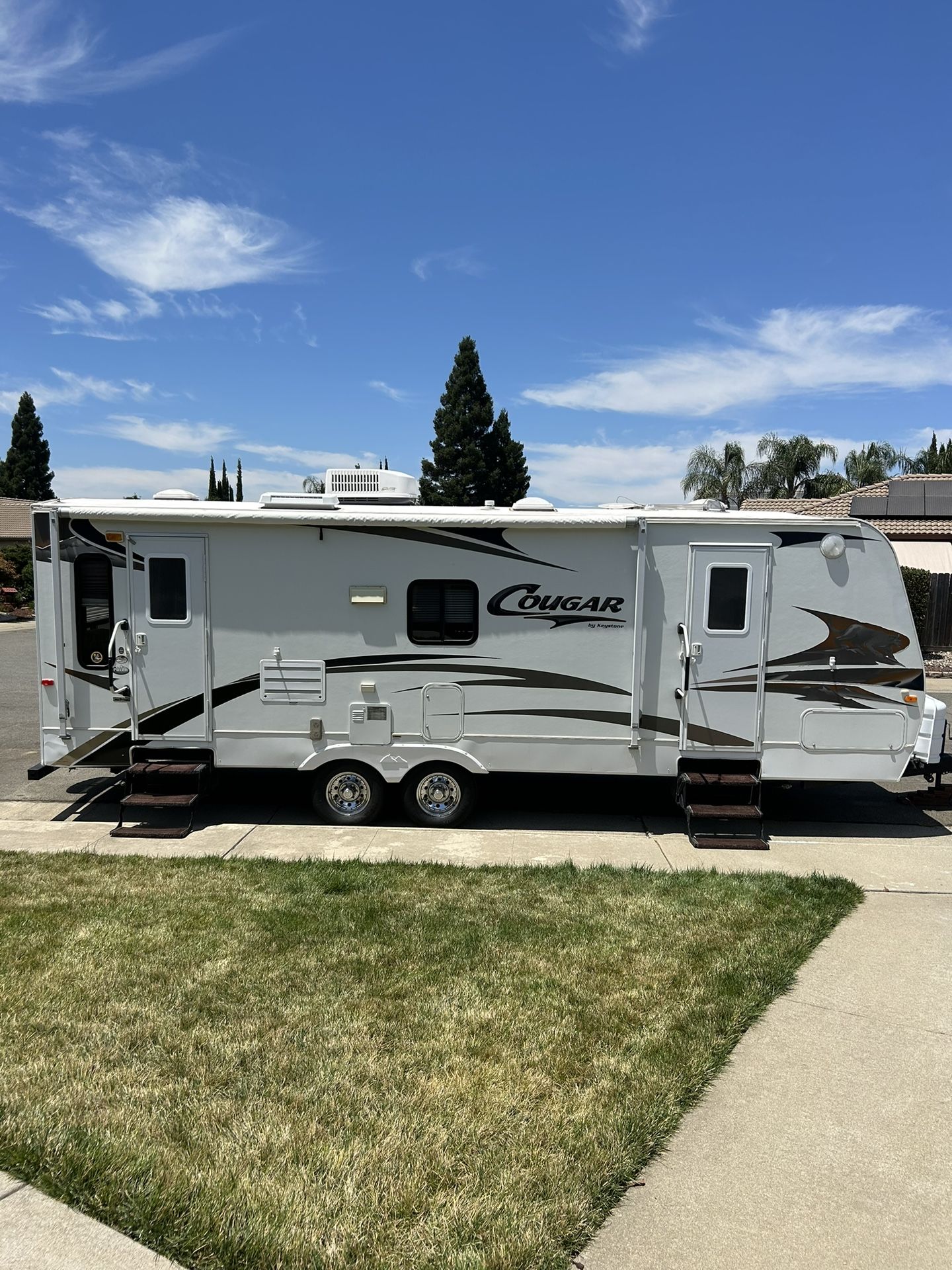 2008 Keystone Cougar 268 RLS Camping Trailer