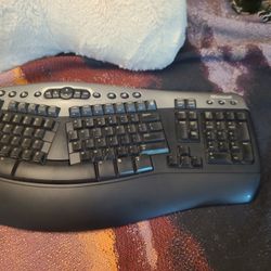 Old Microsoft Keyboard Looking For Trade