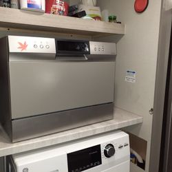 G E Mini  dishwasher