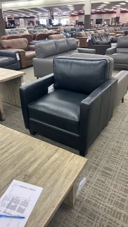 Rocky Mountain Leather Cameron Green Chair
