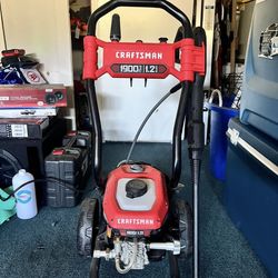 power washer and leaf blower