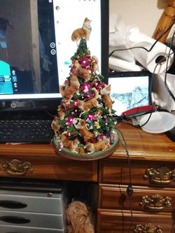 DANBURY MINT COLLECTIBLES 