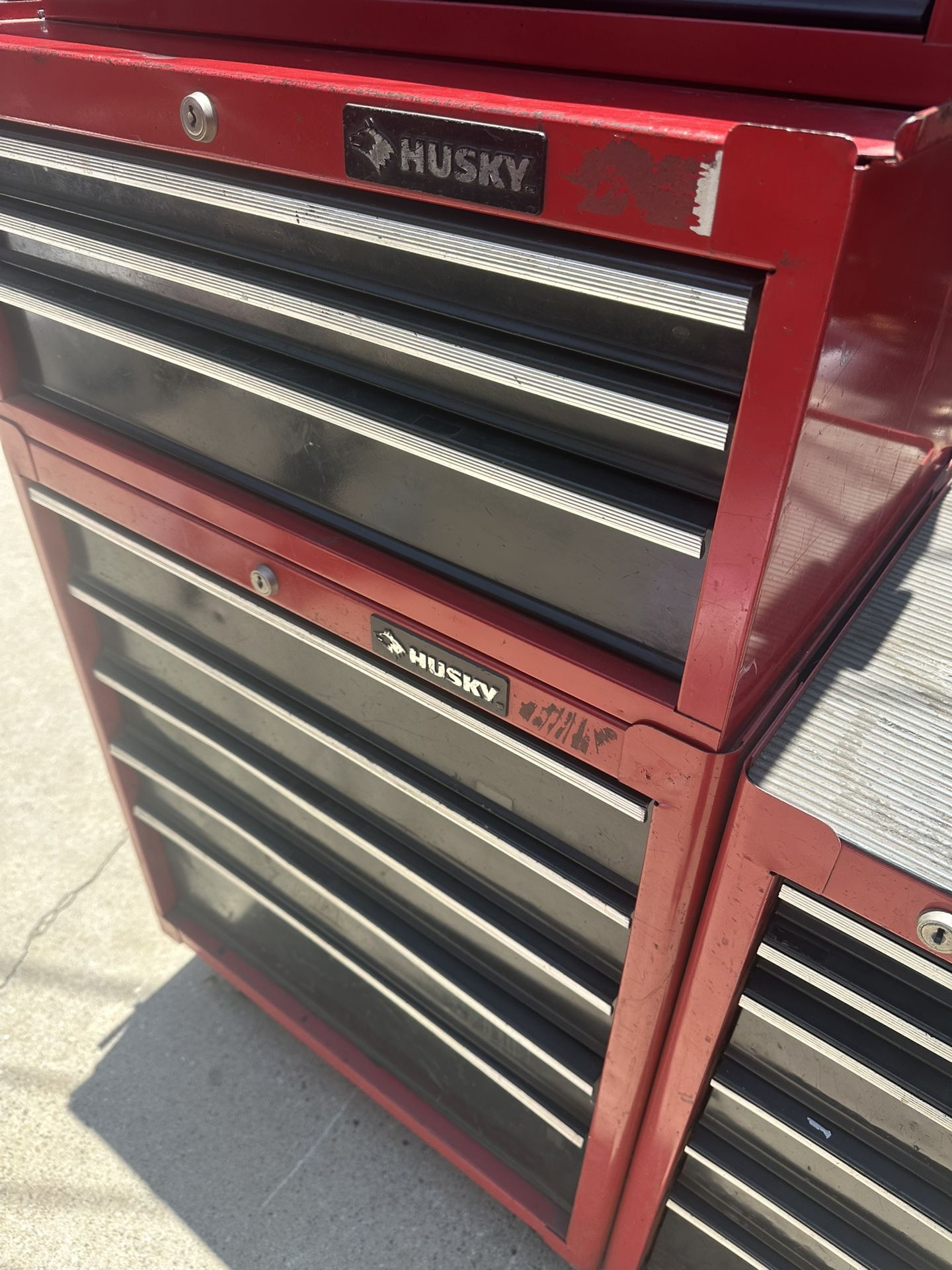 Husky Tool Box Roller Box