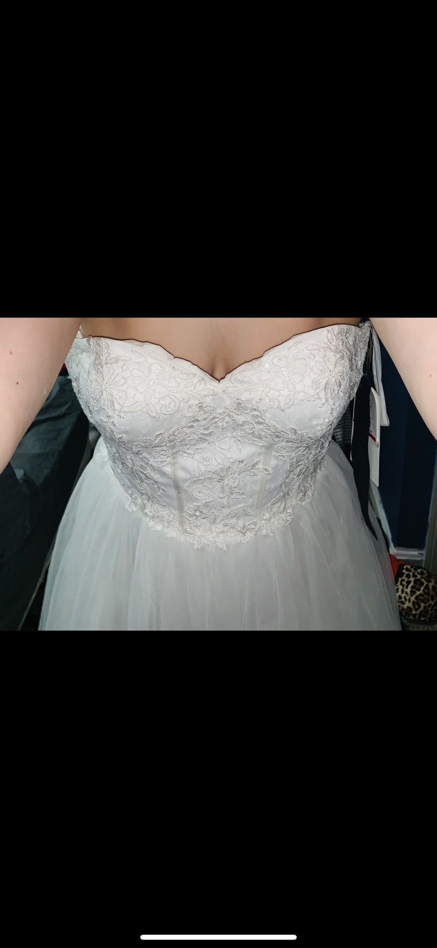 David’s Bridal Wedding Dress Size 8