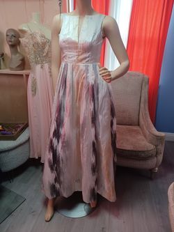 Gown/Dress Size 0. Ivory/ Gold/ Silver/Grey
