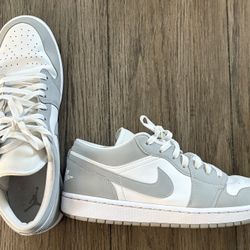 Jordan 1 Low Men’s 10.5/ Women’s 12