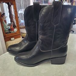 Cowgirl boots (not real leather)