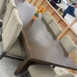 dinning table