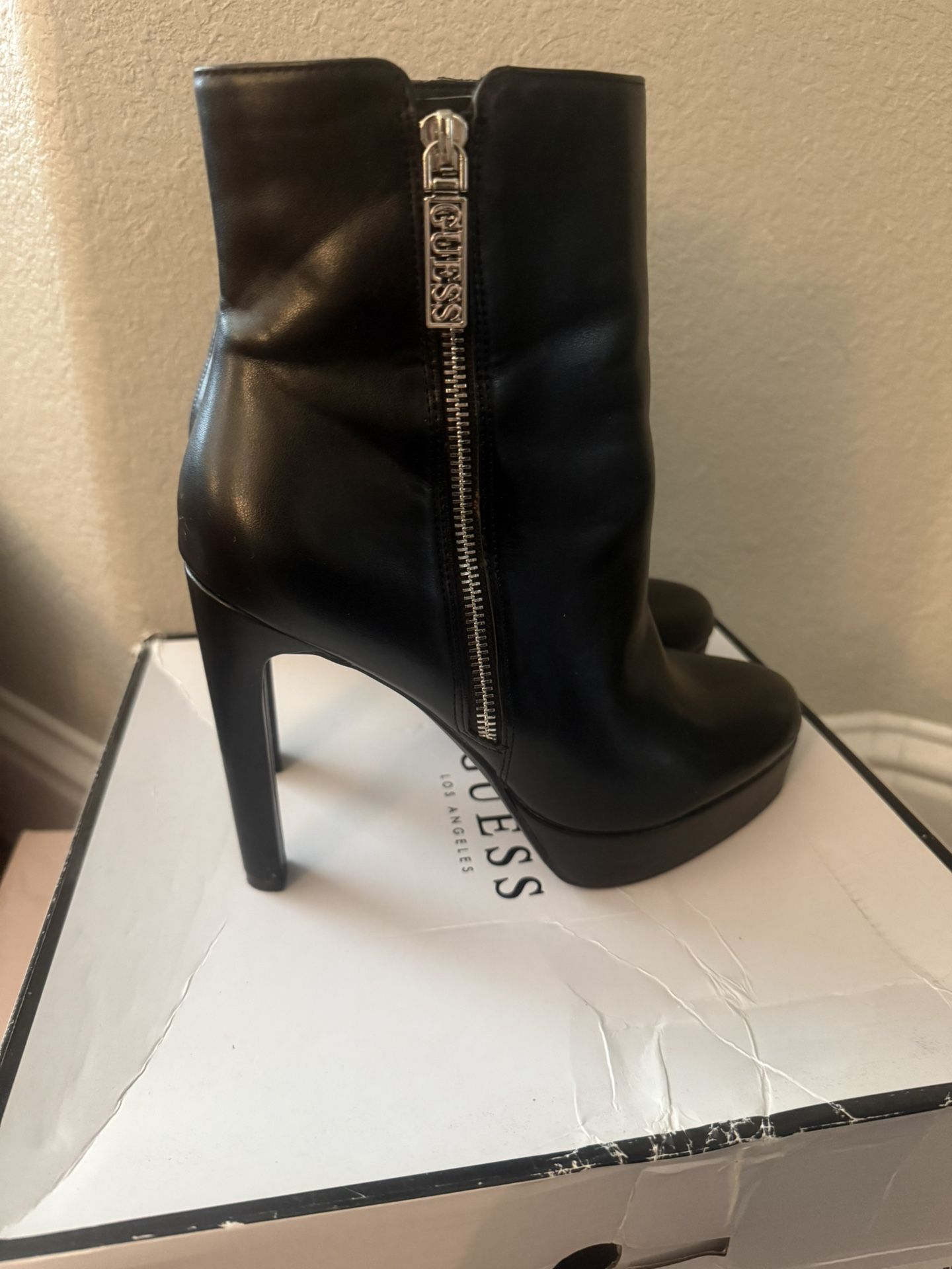 Women’s Short Boots