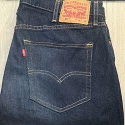Men’s Levi Jeans 
