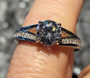 New! 925 Stirling Silver Size 9 Beautiful!