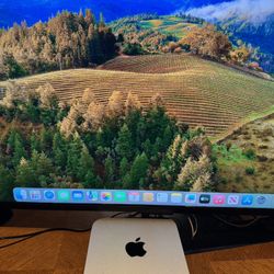 MacMini 2014, 2.6 Ghz i5 With 8 Gb Ram, 500 Gig Hd